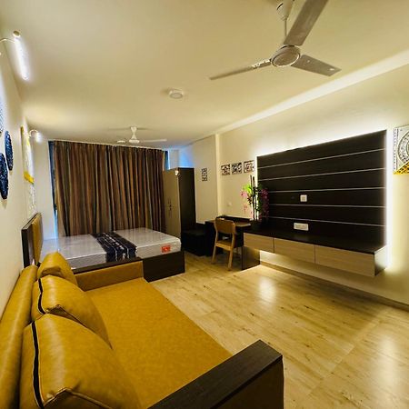 Sheesh Mahal - Family Studio Apt W Pool Jaipur Luaran gambar